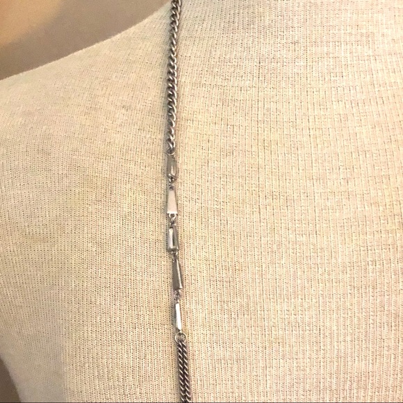 New Lia Sophia Necklace “Hype” matte silver chain with cut crystal detailing - Picture 8 of 10